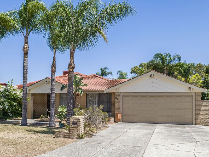 21 Wateredge Road, Thornlie WA 6108