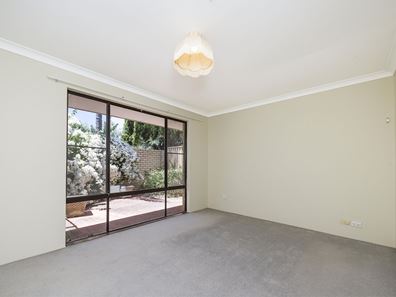 21 Wateredge Road, Thornlie WA 6108