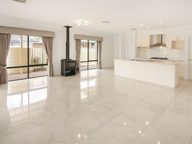 23 Billabong Street, Yalyalup WA 6280