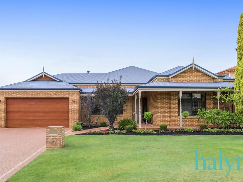 11 Heysen Crest, Woodvale WA 6026