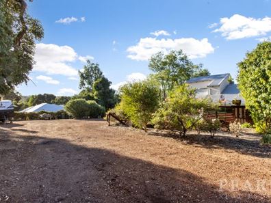 12 Gooray Street, Glen Forrest WA 6071