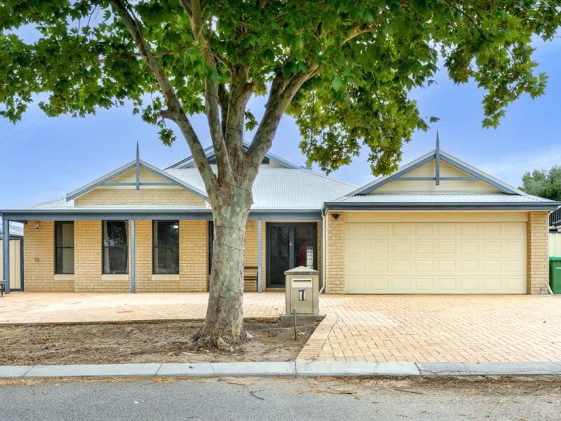 7 Merida Loop, Port Kennedy WA 6172