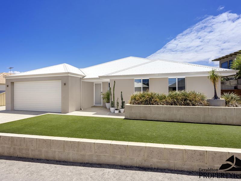 7 STARBOARD WAY, Drummond Cove