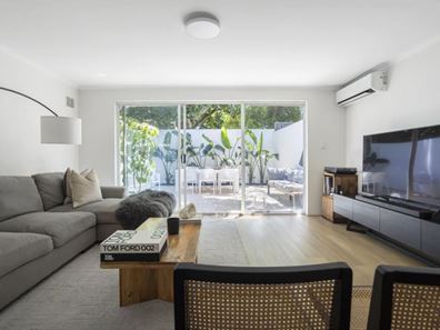 11/3 Rockett Lane, Cottesloe WA 6011