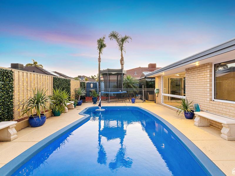 14 Conigrave Place, Canning Vale WA 6155
