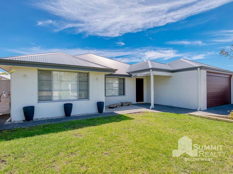 7 Merton Avenue, College Grove WA 6230