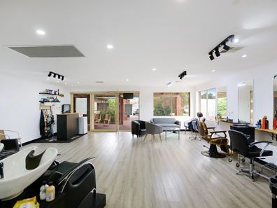 4/84-86 Vellgrove Avenue, Parkwood WA 6147