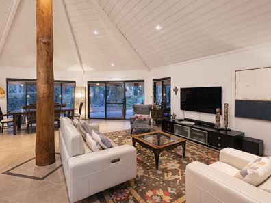 57 Summer Brace, Yallingup WA 6282