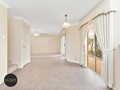 2/13 Ednah Street, Como WA 6152