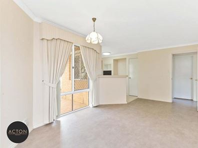 2/13 Ednah Street, Como WA 6152