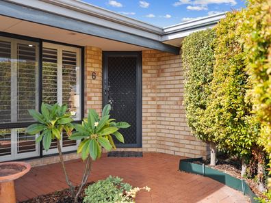 6 Laguardia Loop, Port Kennedy WA 6172
