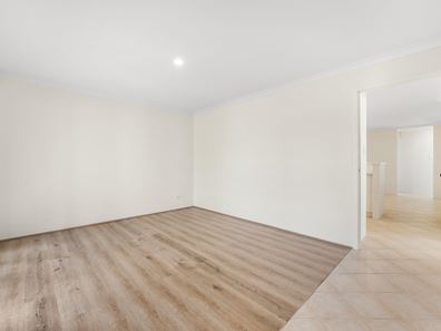 6 Laguardia Loop, Port Kennedy WA 6172