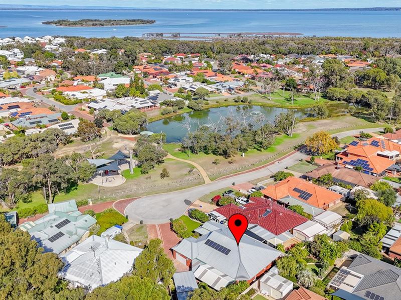 8 Luxmoore Green, Erskine
