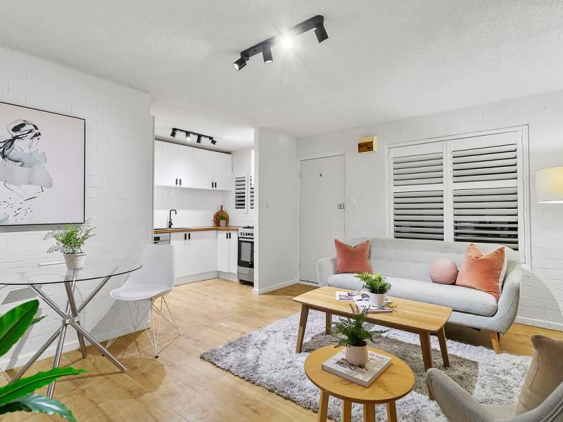 4/15 Flynn Street, Churchlands WA 6018