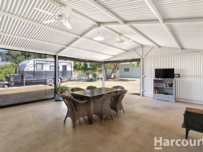 32 Flinders Street, Falcon WA 6210