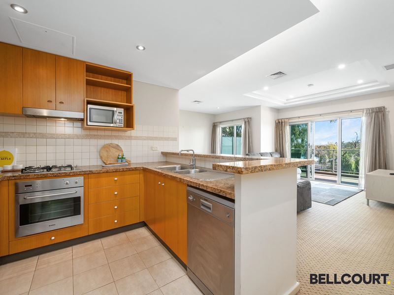 17/1 Preston Street, Como WA 6152