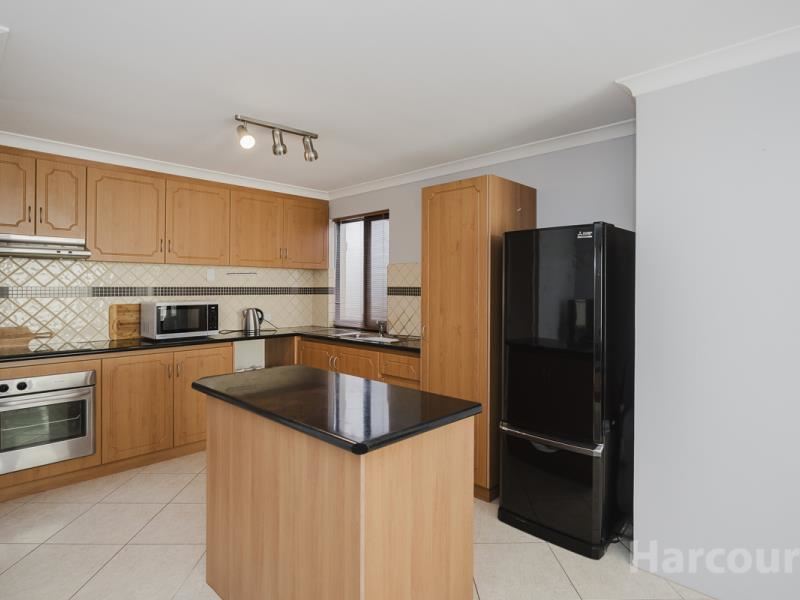 2 Paddington Avenue, Currambine WA 6028