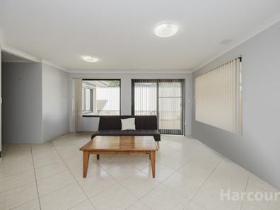2 Paddington Avenue, Currambine WA 6028