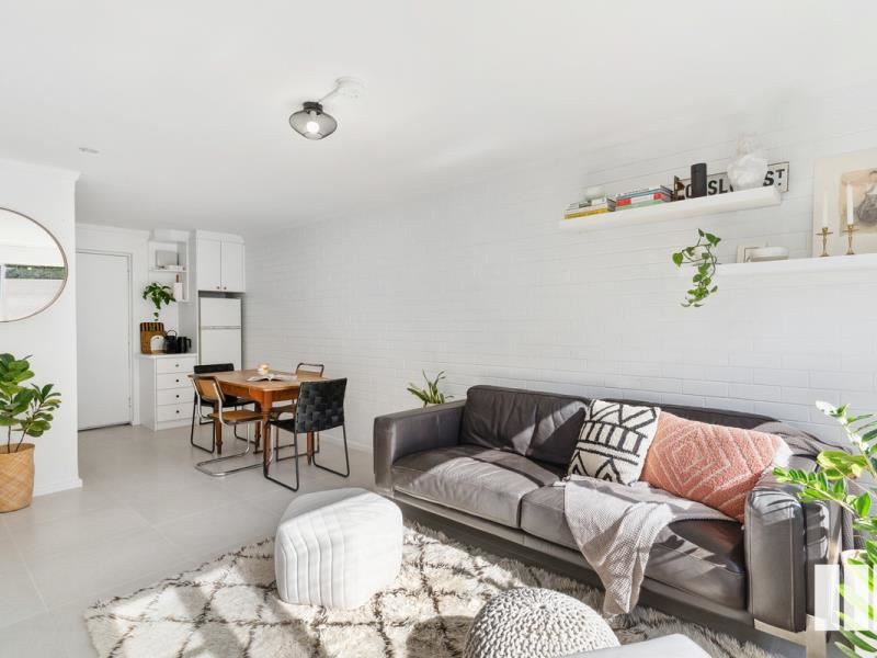 4/28 Onslow Street, South Perth