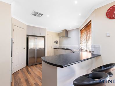 15 Burgess Drive, Byford WA 6122