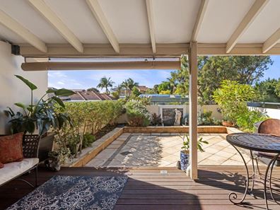 17/8-10 Swan Road, Attadale WA 6156