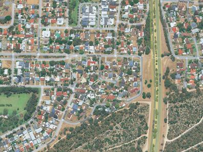 4 Alpin Court, Coolbellup WA 6163