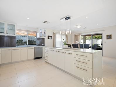 3 Torridon Street, Ardross WA 6153
