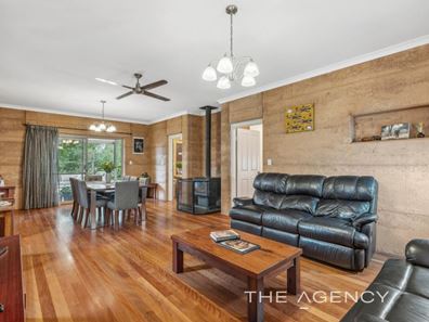 19 Grenville Road, Stoneville WA 6081