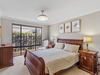 5 Onslow Court, Erskine WA 6210