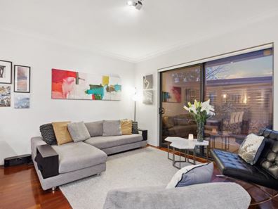 1/1 Dunedin Street, Mount Hawthorn WA 6016