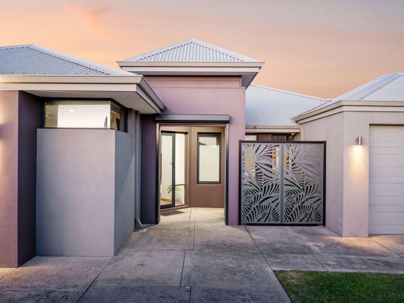 19 Lombadina Parade, Secret Harbour WA 6173