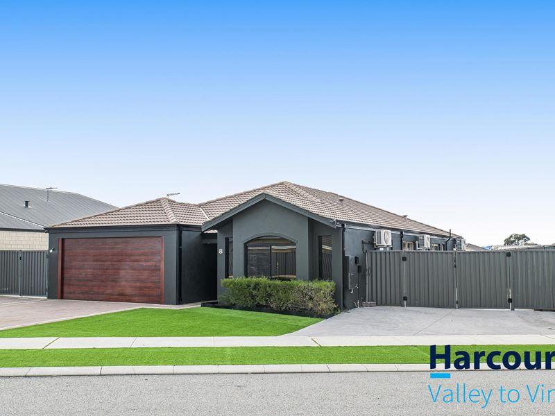 8 Mayroyd Drive, Ellenbrook