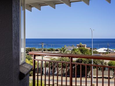 16 Dolphin Street, Mount Tarcoola WA 6530