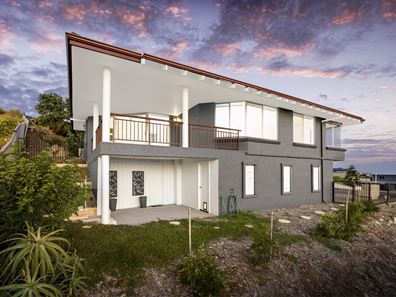 16 Dolphin Street, Mount Tarcoola WA 6530