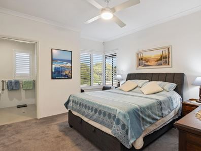 4 Vellum Loop, Aveley WA 6069