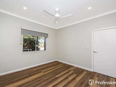 1/15 Falls Road, Serpentine WA 6125