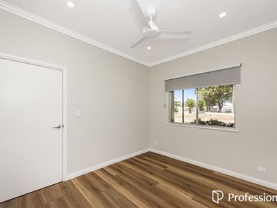 1/15 Falls Road, Serpentine WA 6125