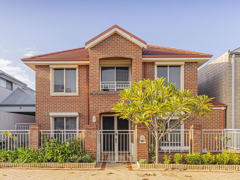 4 Akrasion Green, Victoria Park WA 6100