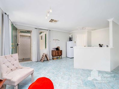 9a Moore Street, Bunbury WA 6230