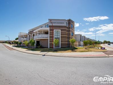 20/1 Glenariff Boulevard, Canning Vale WA 6155