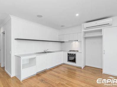 20/1 Glenariff Boulevard, Canning Vale WA 6155