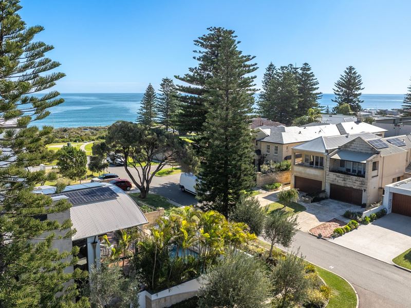 7 Hawkstone Street, Cottesloe WA 6011