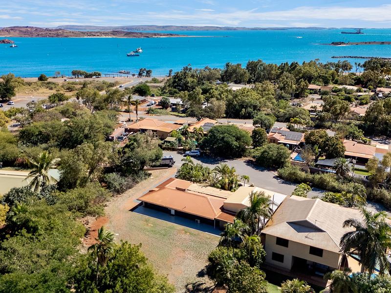 17 Yannarie Crescent, Dampier WA 6713