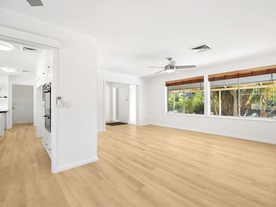 17 Yannarie Crescent, Dampier WA 6713
