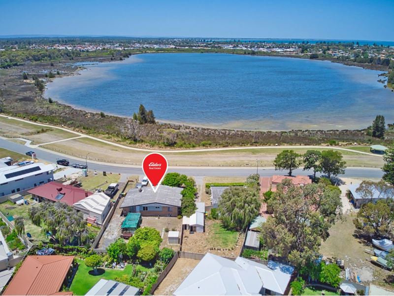 10 Lake Street, Rockingham
