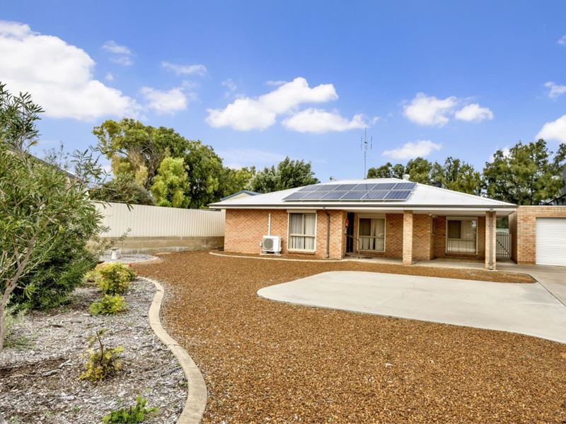 19A Clementina Road, Dongara WA 6525