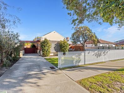 35 Henning Crescent, Manning WA 6152