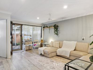 22B Trusmore Crescent, Craigie WA 6025