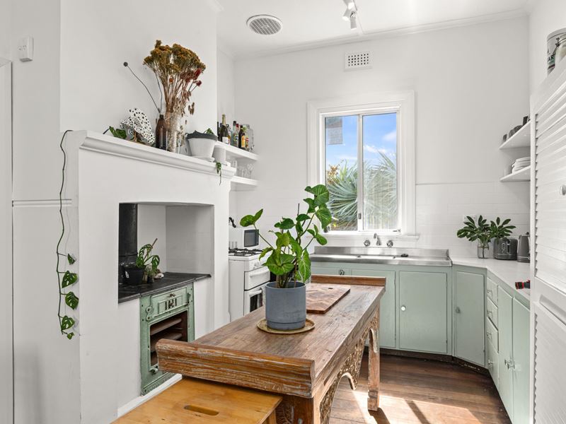 288 Marmion Street, Cottesloe WA 6011