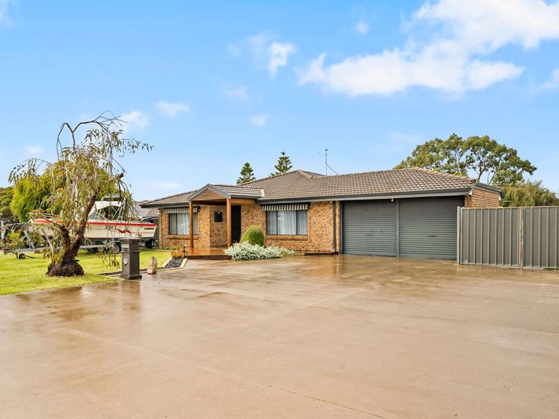 12 Oakdale Close, Halls Head